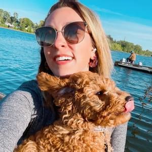 Meet your Posher, Monica